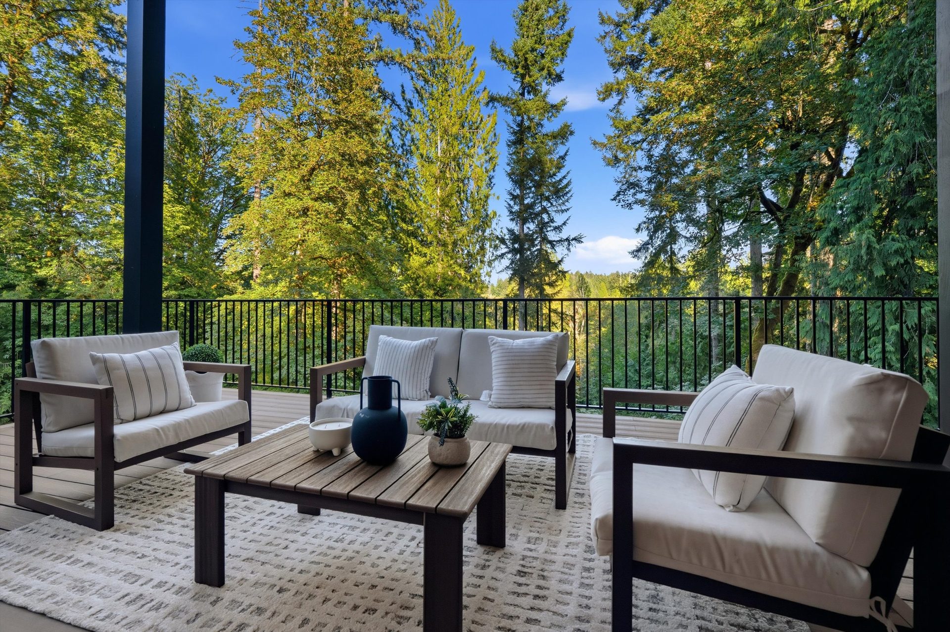 Deck &middot; Territorial View